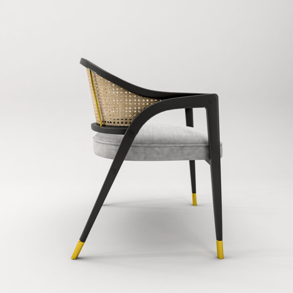 GENEROUS CHAIR