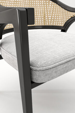 GENEROUS CHAIR